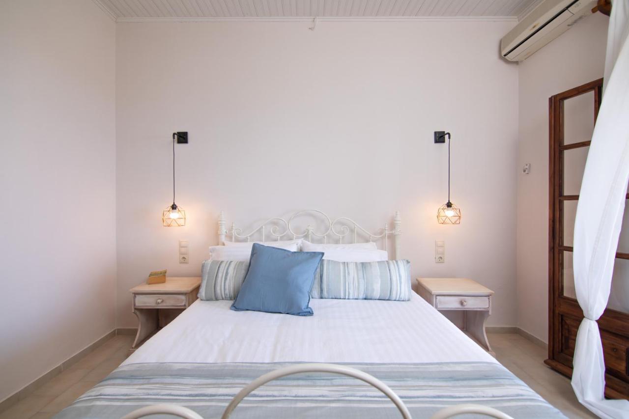 Giorgos Apartments Дассия Экстерьер фото